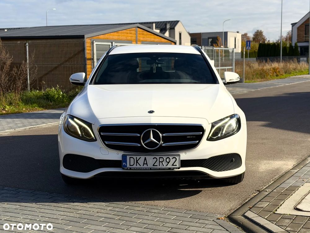 Mercedes-Benz Klasa E 200 d T 9G-TRONIC AMG Line - 3