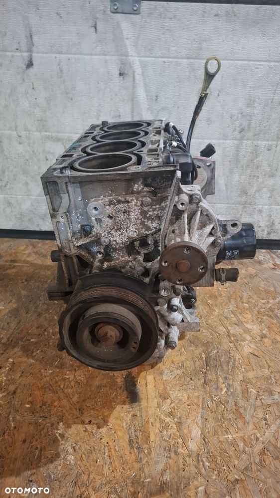 BLOK SILNIKA DÓŁ WAŁ TŁOKI FORD C-MAX MK2 1.6 16V 2010- ROK KOD: PNDA - 6