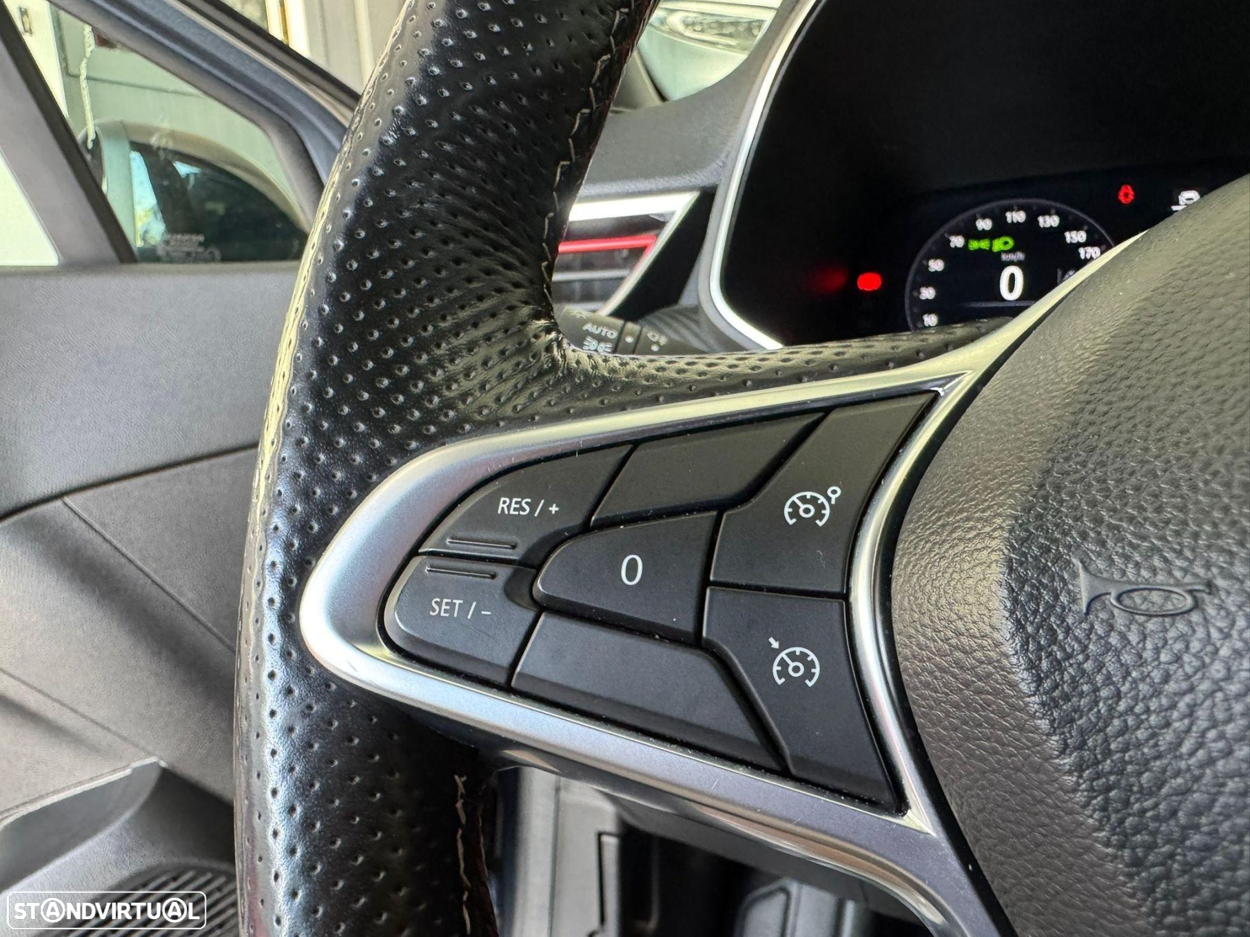 Renault Clio 1.0 TCe RS Line - 15