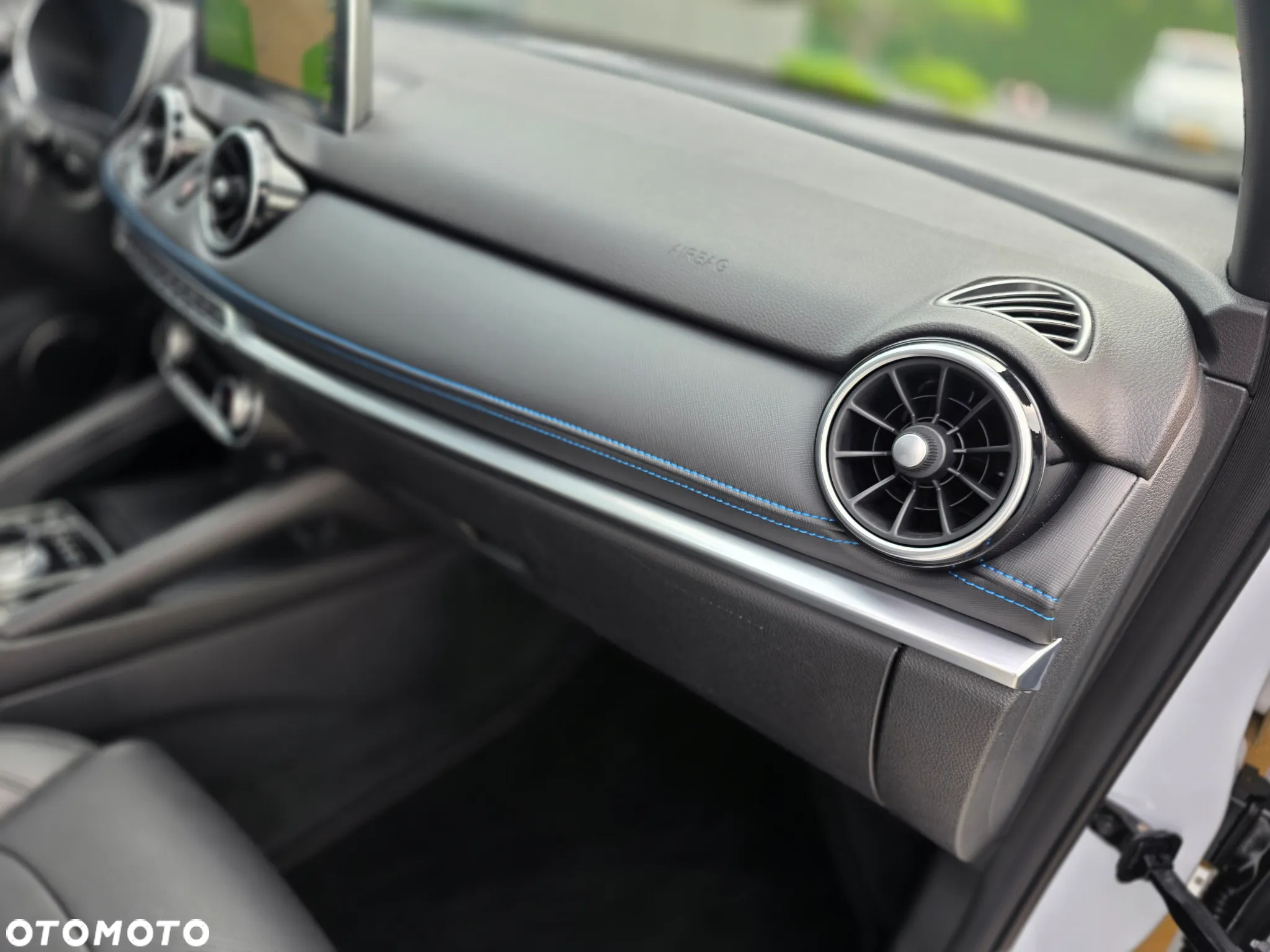 Seres 3 53kWh Luxury - 34