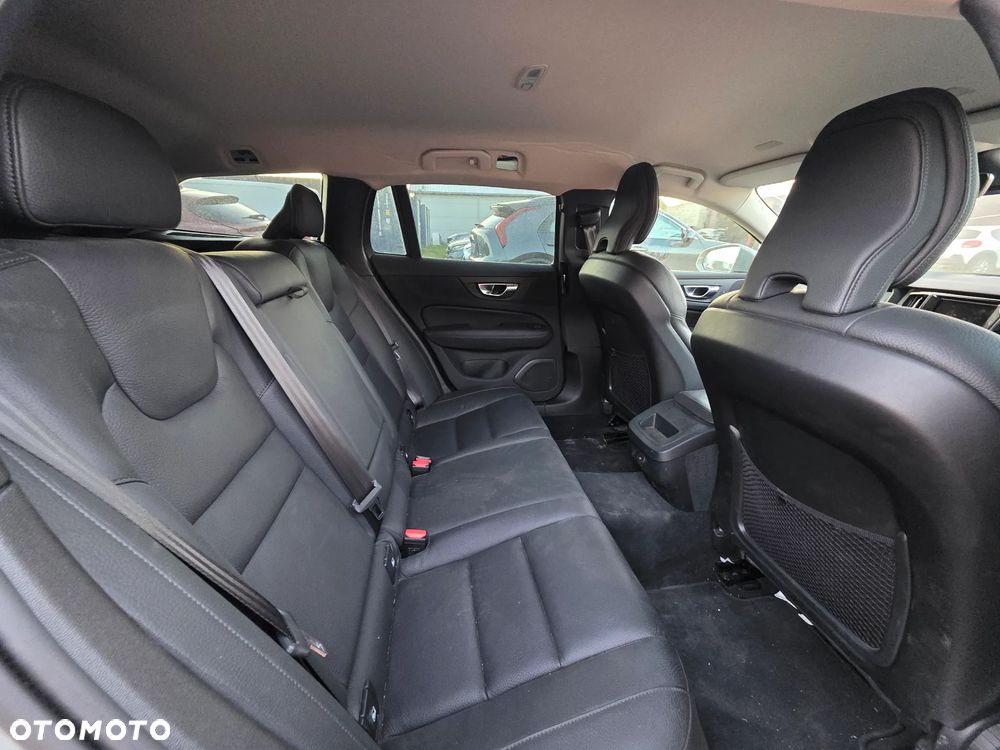 Volvo V60 - 17