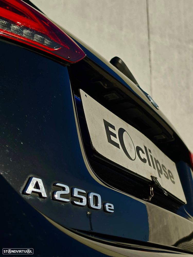 Mercedes-Benz A 250 - 10