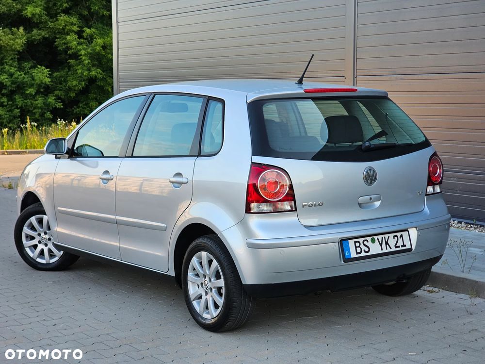 Volkswagen Polo 1.4 Highline - 2