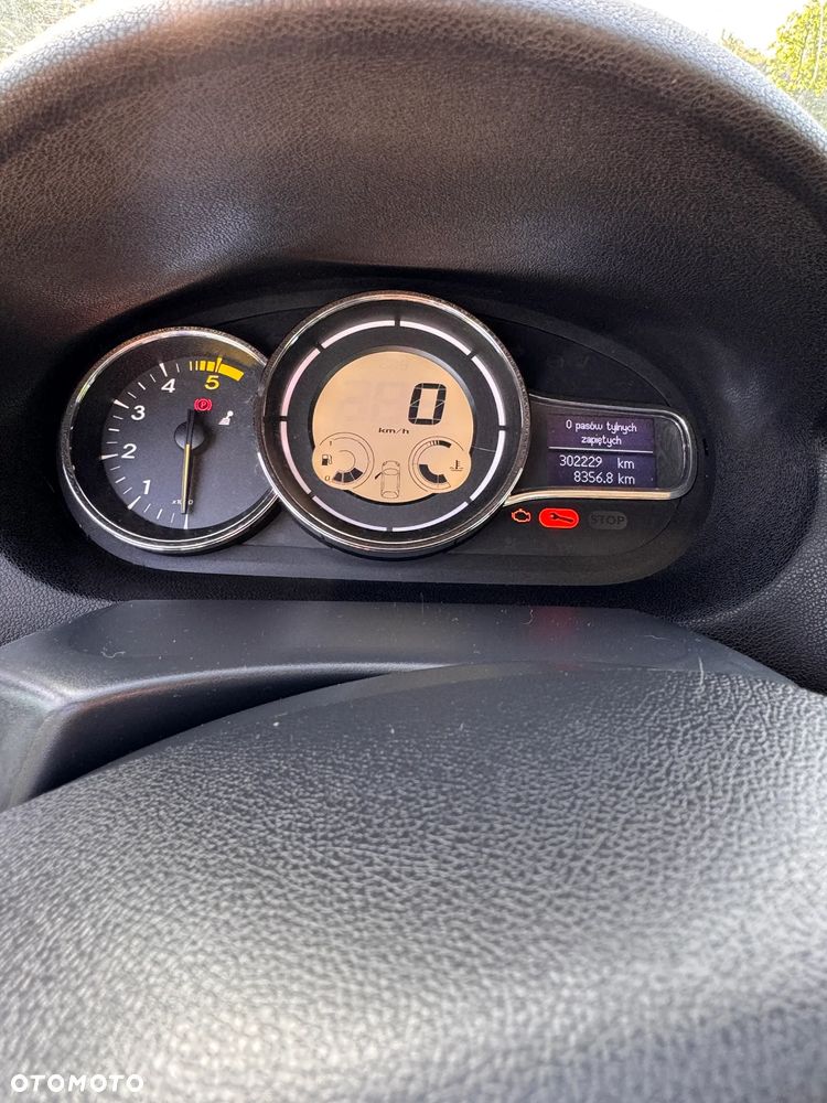 Renault Megane 1.9 dCi FAP Privilege - 9