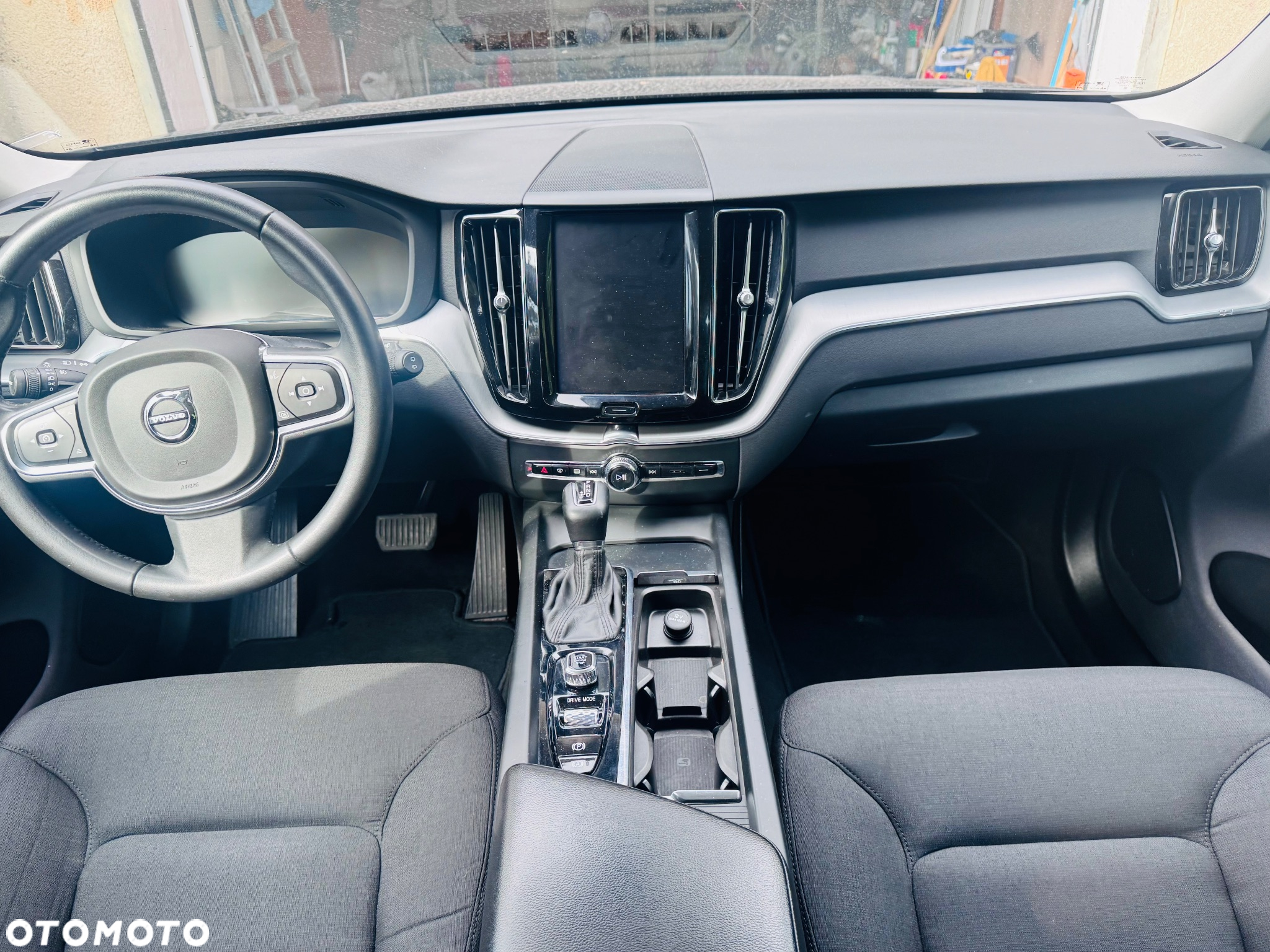 Volvo XC 60 T4 Momentum - 21
