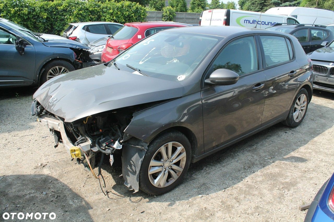 Peugeot 308 - 1