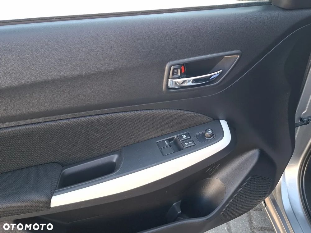 Suzuki Swift 1.2 Dualjet SHVS Premium CVT - 19