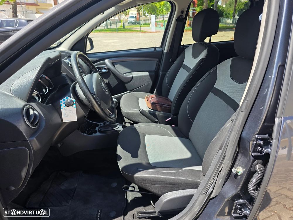 Dacia Duster dCi 110 FAP 4x2 Prestige - 16