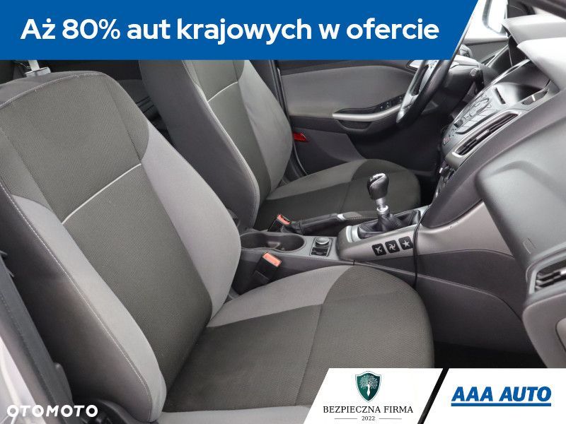 Ford Focus SW - 11