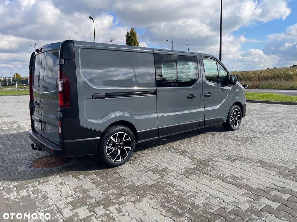 Renault Trafic 2.0 Long BRYGADÓWKA 6 osobowy - 18