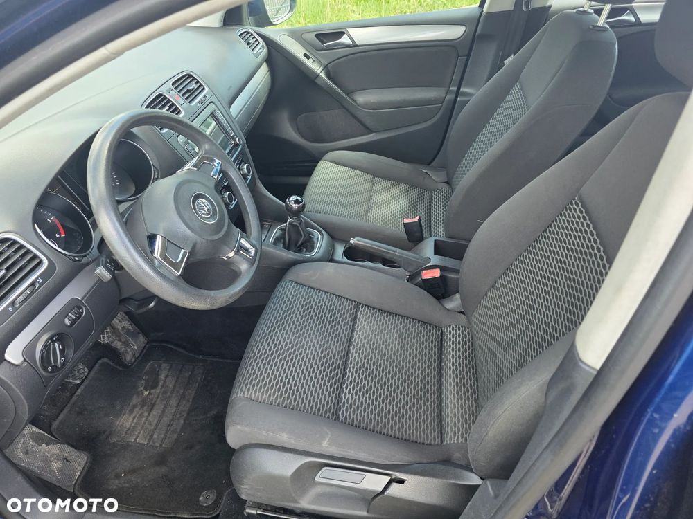 Volkswagen Golf - 12