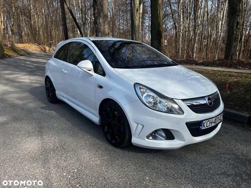 Opel Corsa 1.6 Turbo OPC - 1