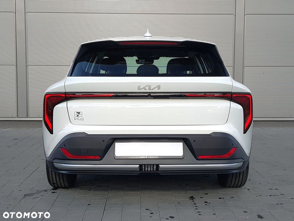 Kia K4 - 10