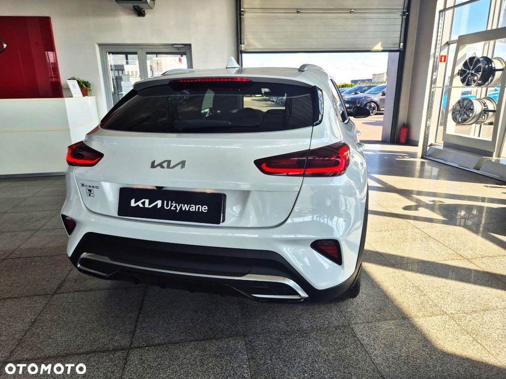 Kia XCeed 1.5 T-GDI M - 11