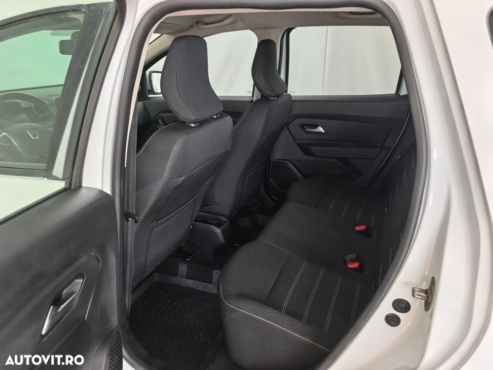Dacia Duster 1.5 Blue dCi 4WD Comfort - 28