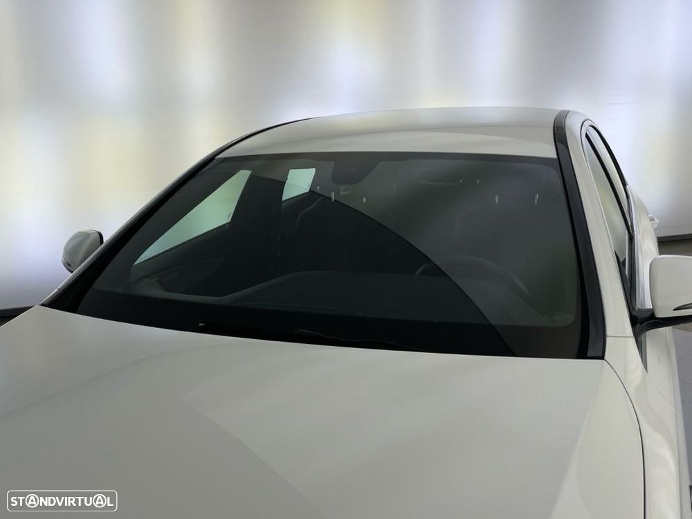 Mercedes-Benz E 300 - 22