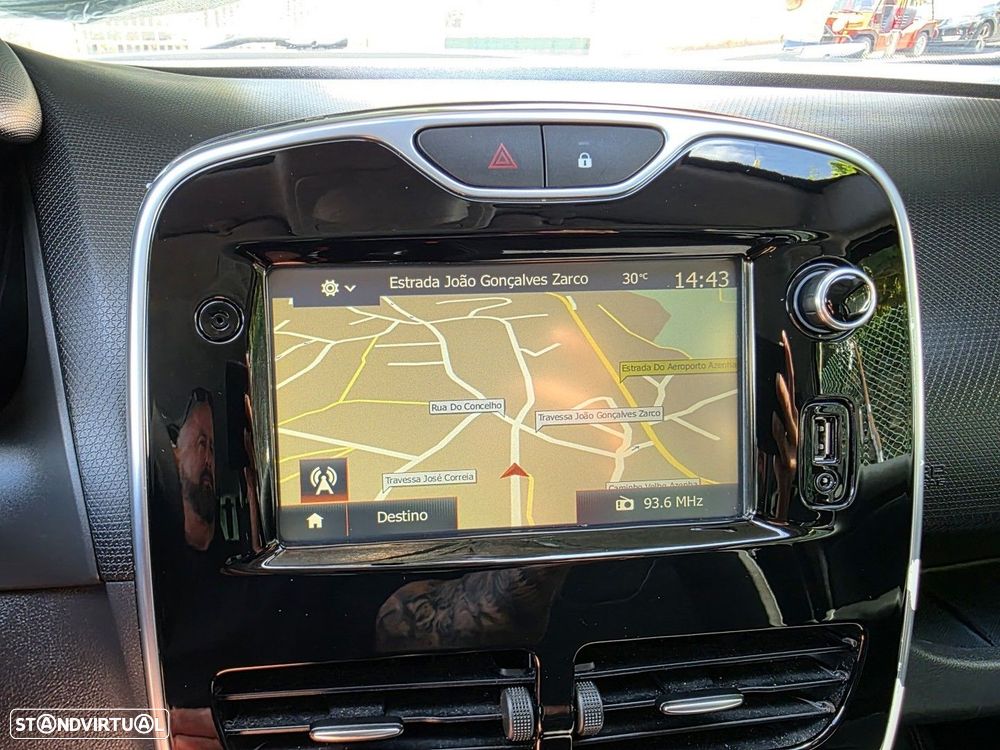 Renault Clio Sport Tourer 1.5 dCi Limited - 12