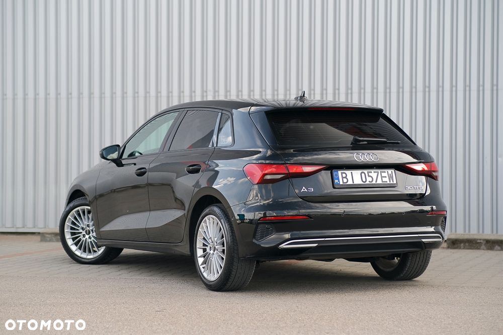 Audi A3 Sportback - 8