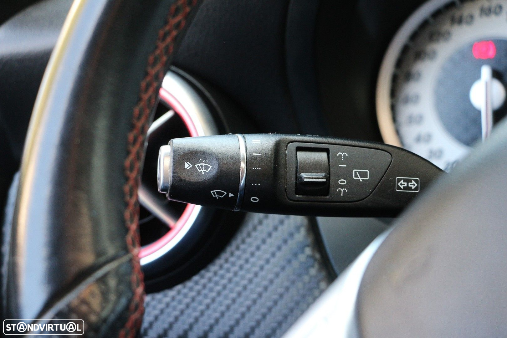 Mercedes-Benz A 200 CDi BE AMG Line - 23