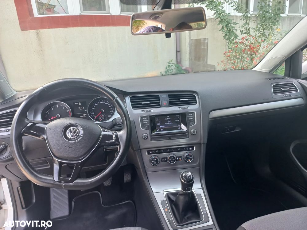 Volkswagen Golf - 7
