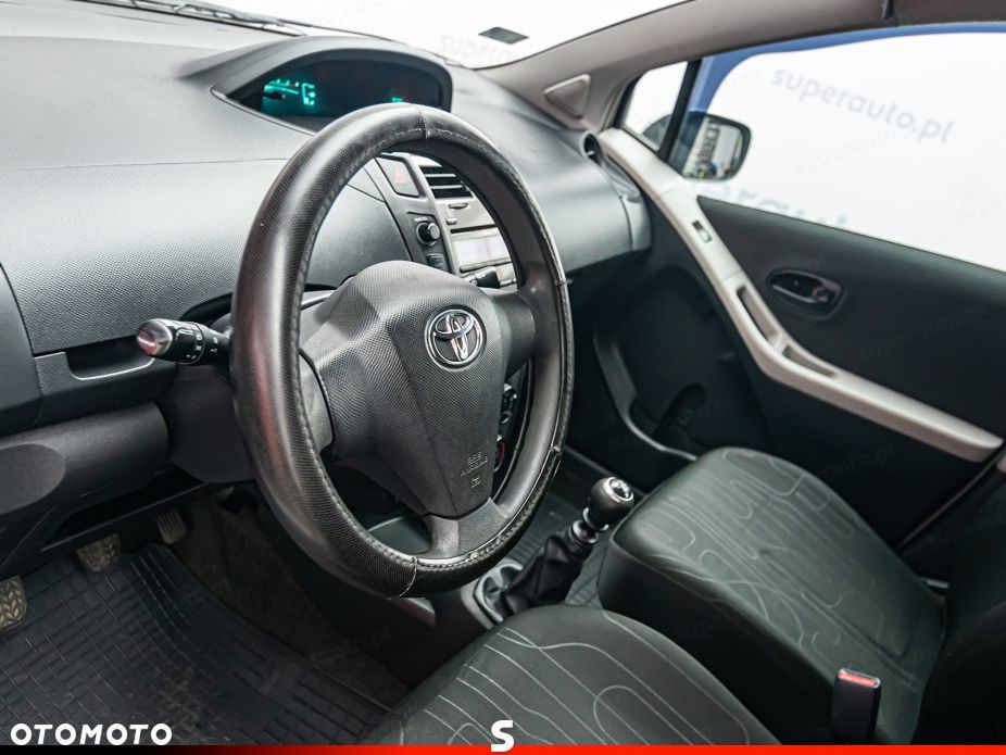 Toyota Yaris - 9