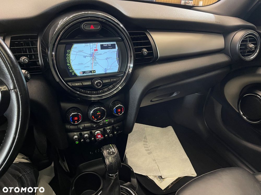 MINI Cooper SD - 3