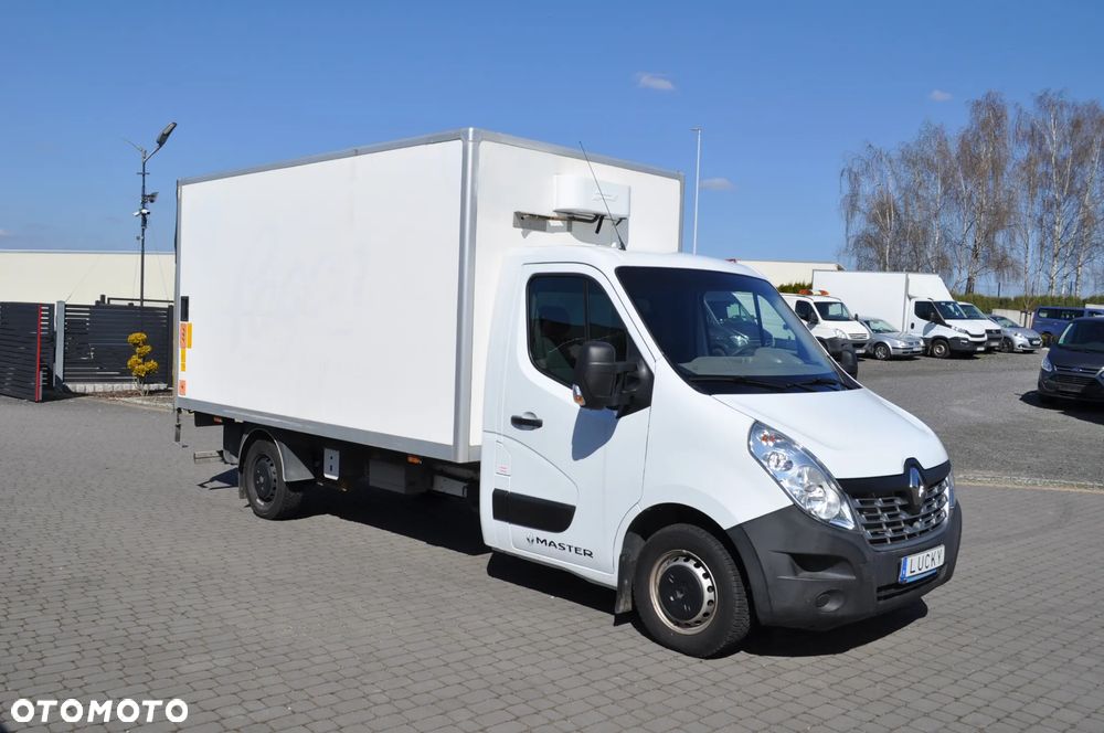 Renault Master  WEBASTO Winda Izoterma 170km Poduszki Grzany Kontener - 3