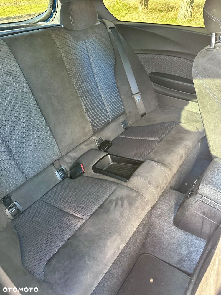 BMW Seria 1 - 21