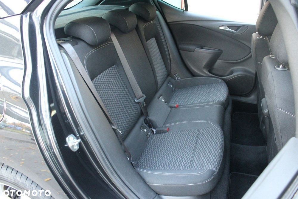 Opel Astra 1.4 Turbo Edition - 12