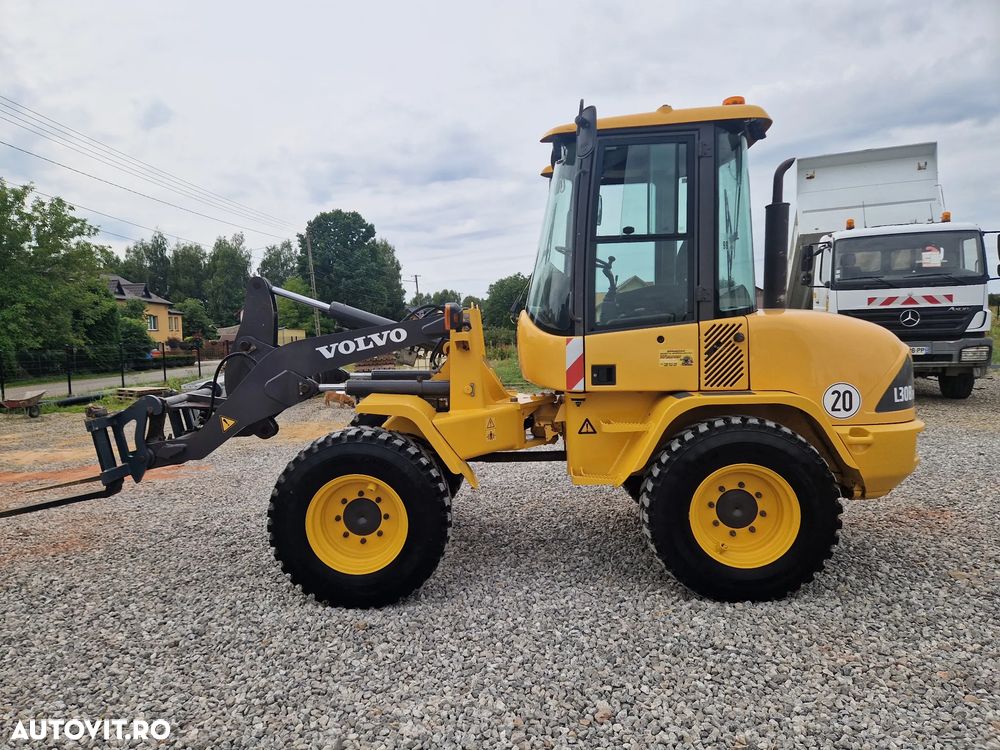 Volvo L30 - 13