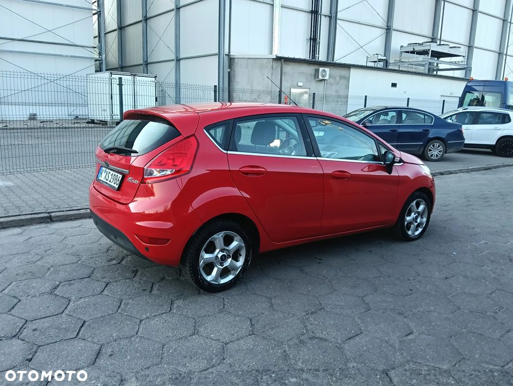 Ford Fiesta 1.4 Champions Edition - 5