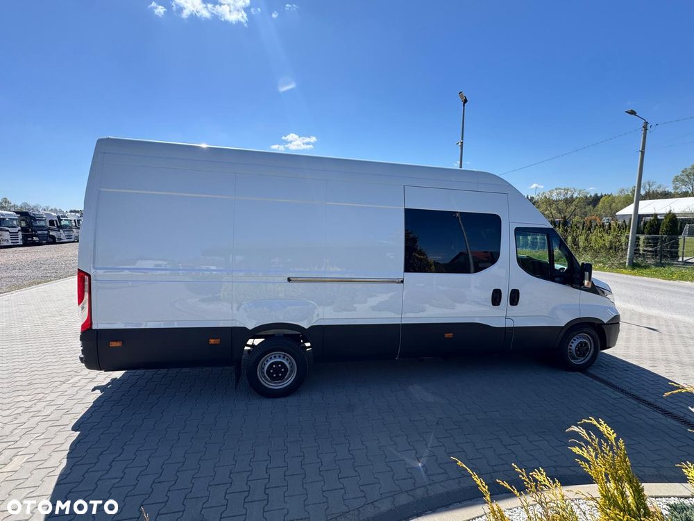 Iveco Daily 35S18 ‼️Hi-Matic Brygadowy 7 osobowy‼️Brygadówka‼️Doka‼️Tylko 57 tyś km Salon PL jak nowy - 20