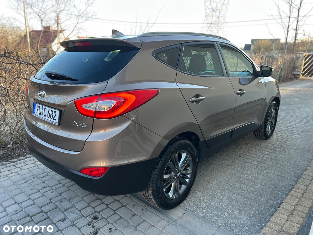 Hyundai ix35 1.6 2WD Fifa World Cup Edition - 5