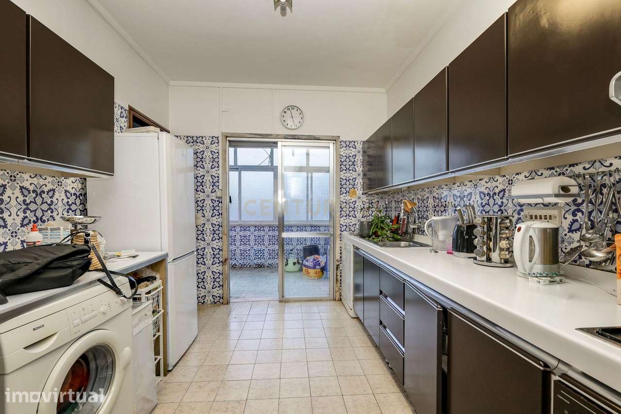 Apartamento T3, Rua Silva Carvalho, lugar de parqueamento - Grande imagem: 4/34