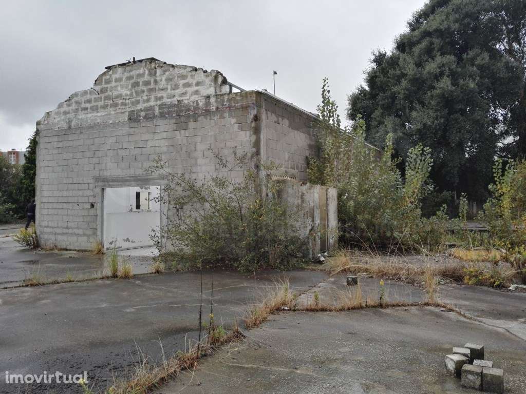 Terreno em Matosinhos - Grande imagem: 3/17