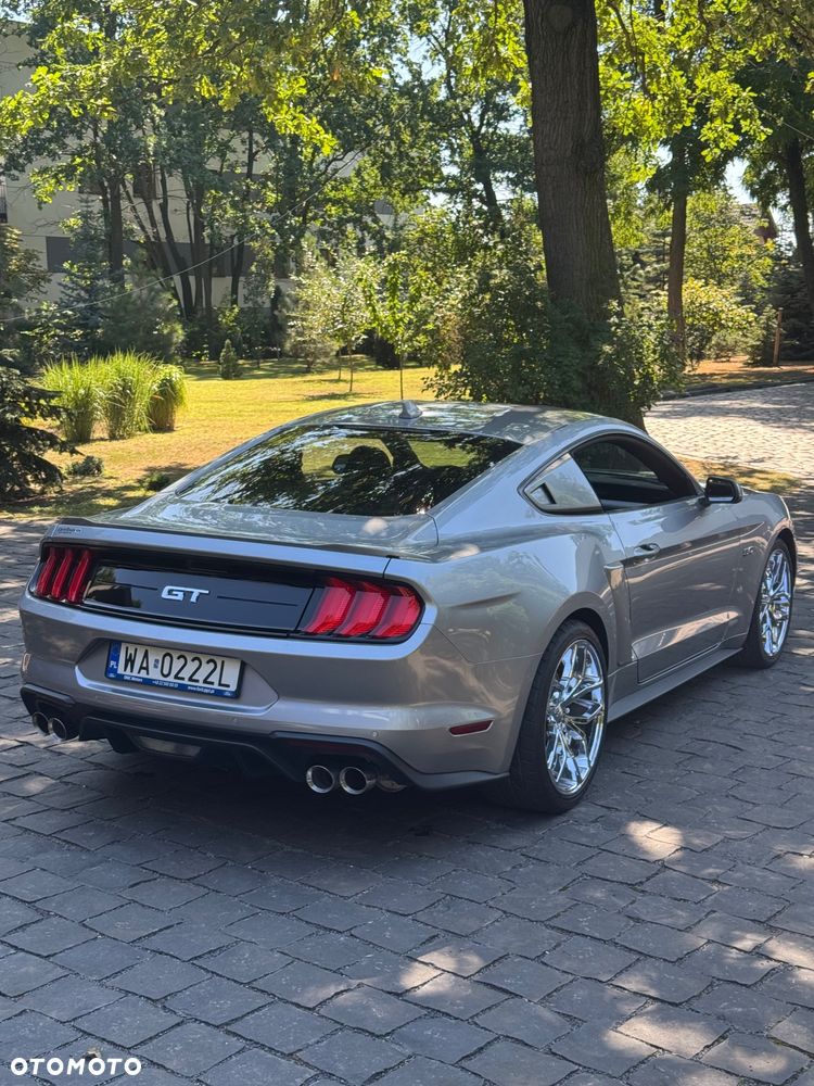 Ford Mustang - 7