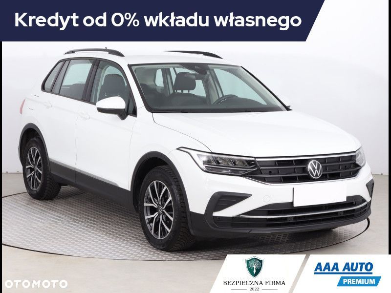 Volkswagen Tiguan - 2