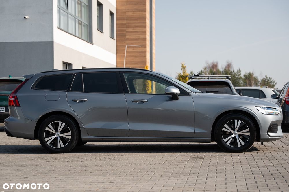 Volvo V60 D4 Drive-E Momentum - 17