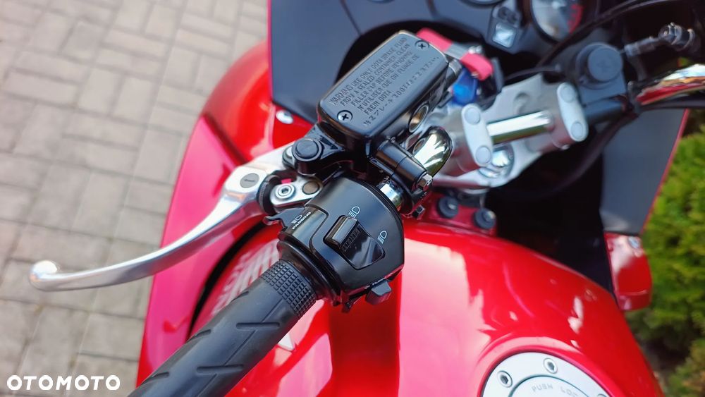 Honda CBF - 23
