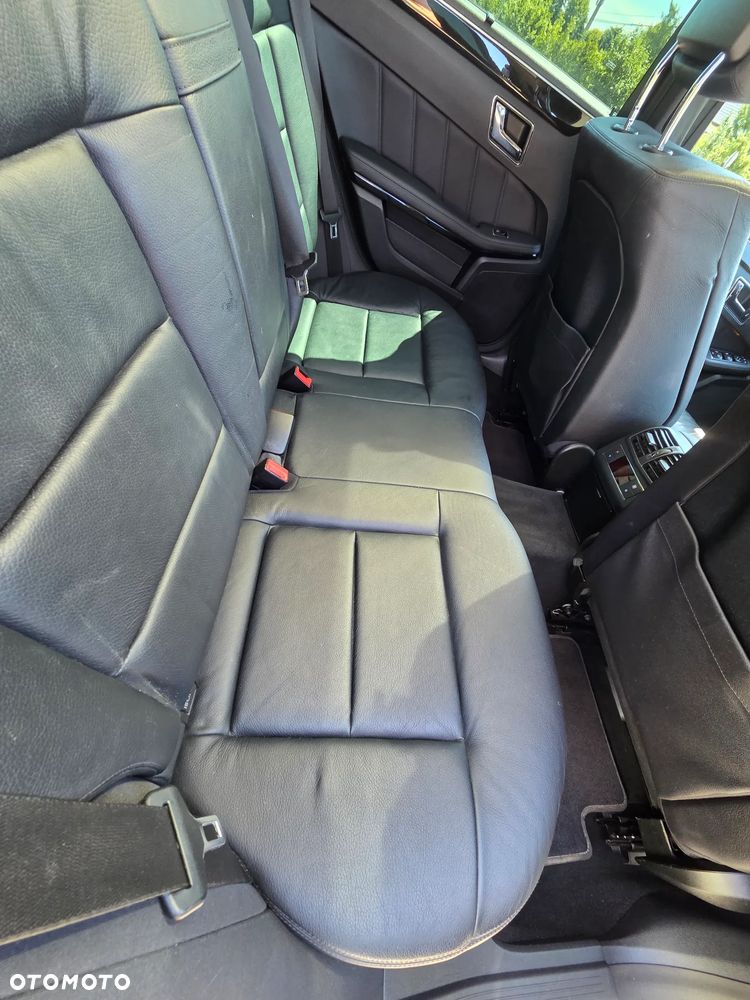 Mercedes-Benz Klasa E 300 CDI BlueEff Avantgarde - 11