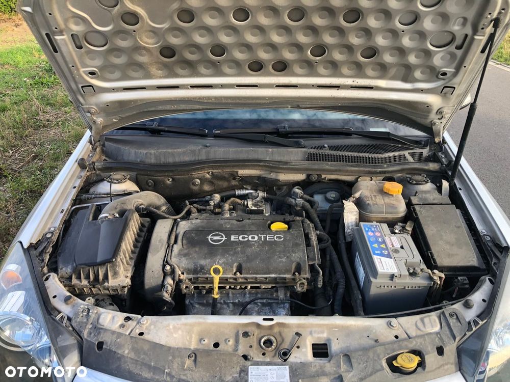 Opel Astra - 10