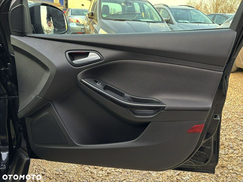 Ford Focus 1.5 EcoBoost STart-Stopp-System TITANIUM - 29