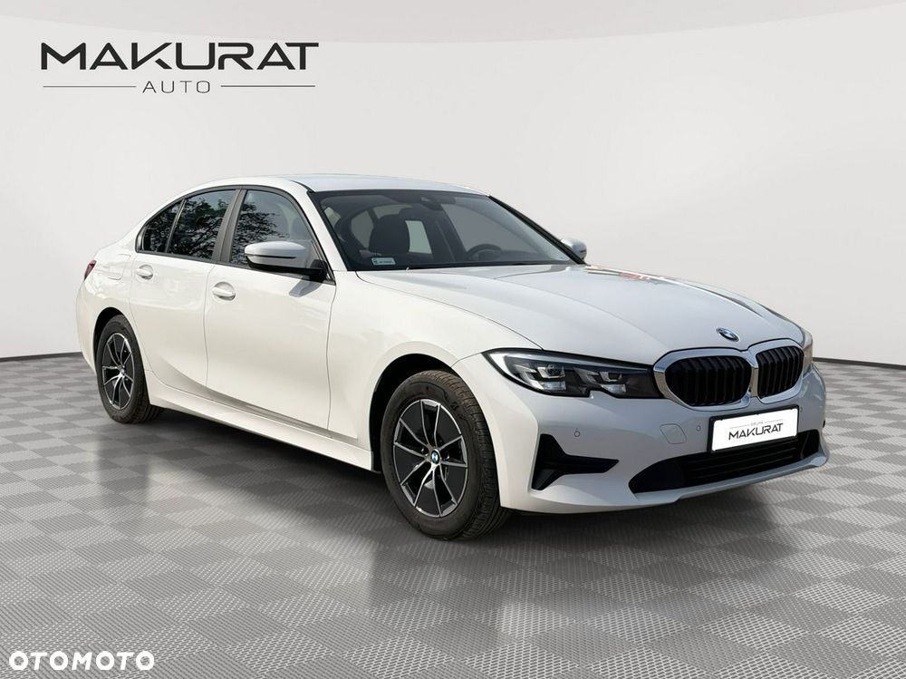 BMW Seria 3 318i - 3