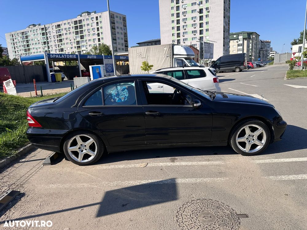 Mercedes-Benz C - 6