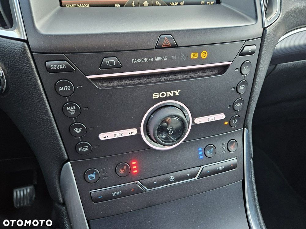 Ford Edge 2.0 TDCi 4x4 Titanium - 35