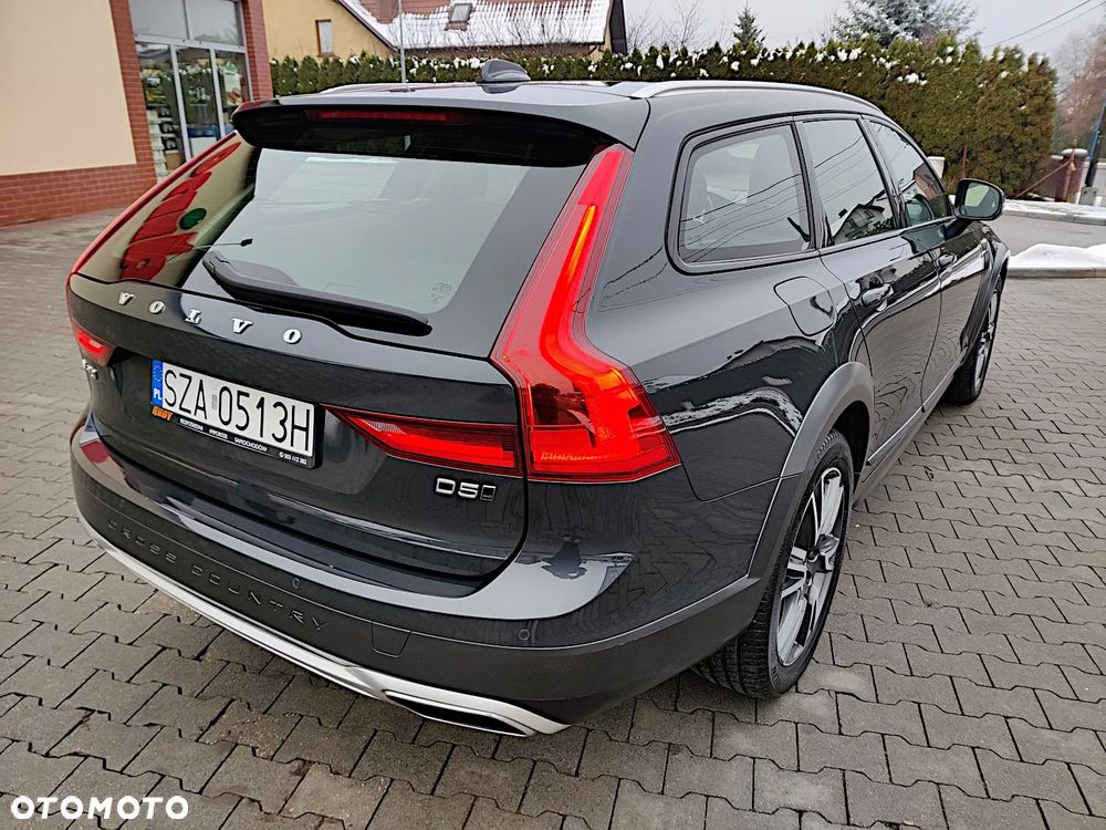 Volvo V90 Cross Country D5 AWD Geartronic Pro - 13