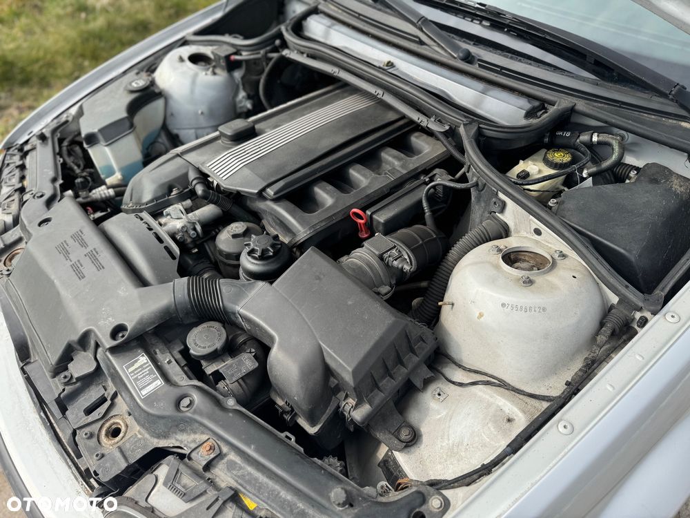 BMW Seria 3 - 15
