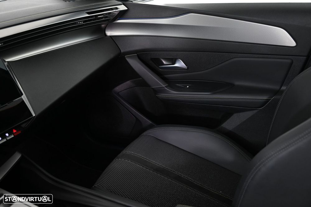 Peugeot 308 1.6 Hybrid GT Pack e-EAT8 - 24