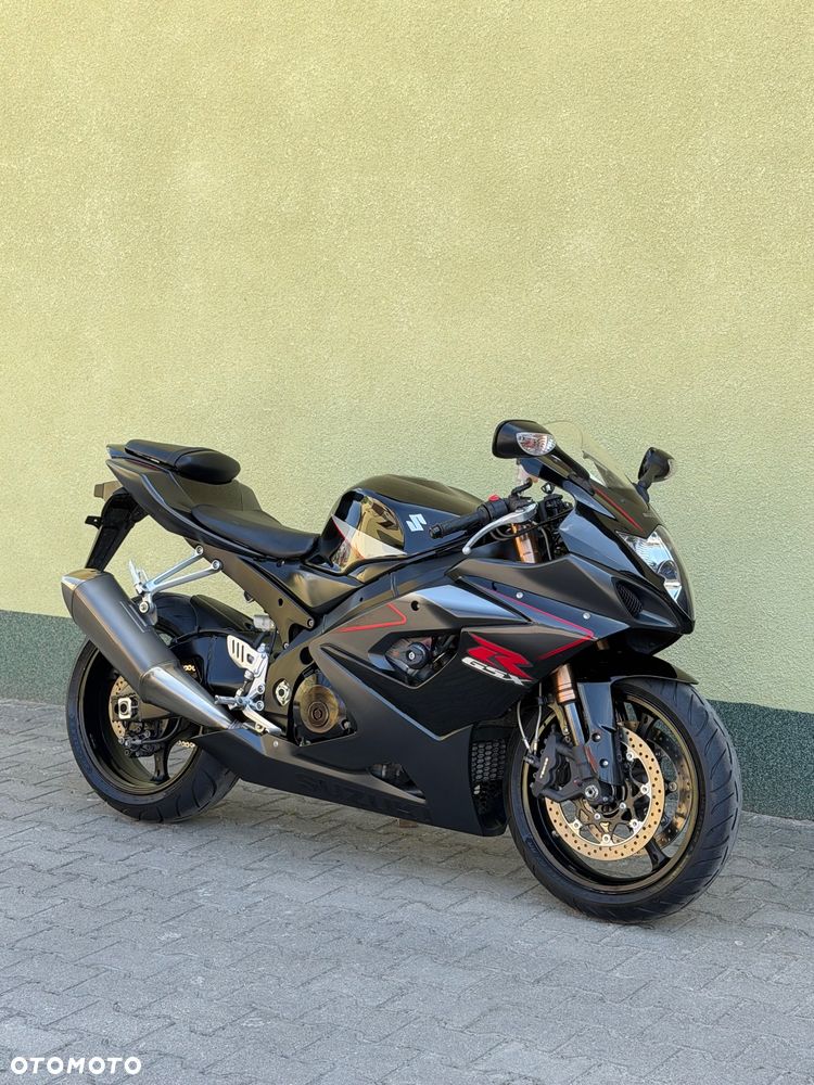 Suzuki GSX-R - 1