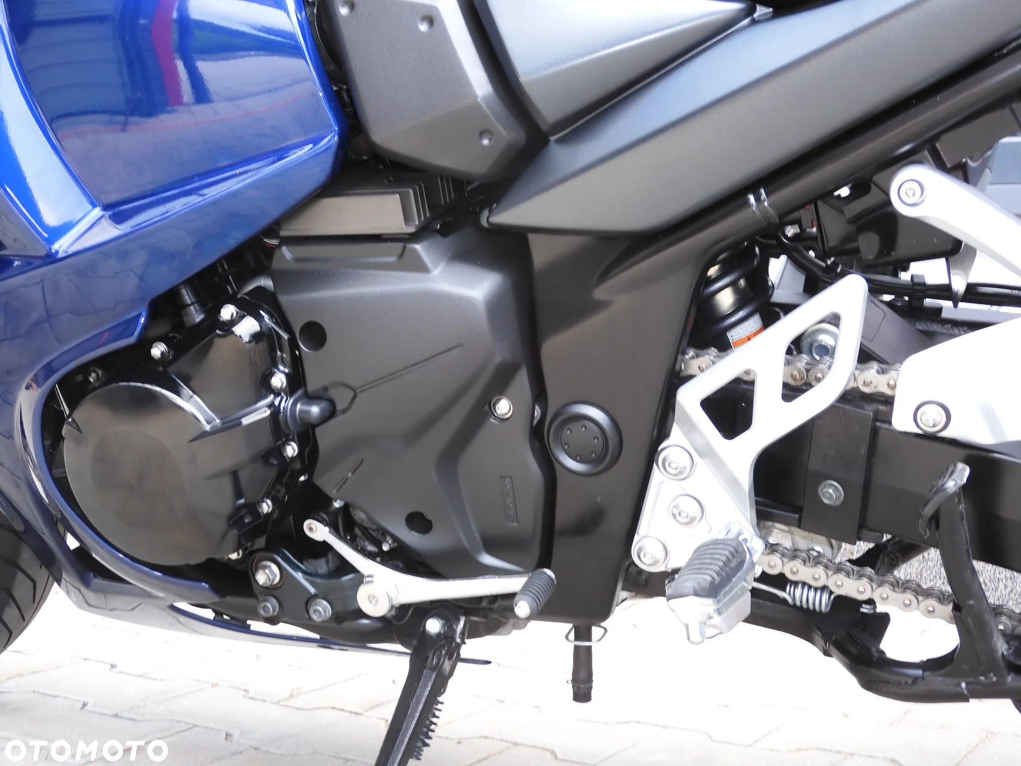 Suzuki GSX - 29